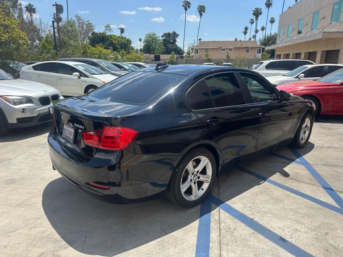 2015 Black Metallic /Black BMW 3-Series 328i SULEV (WBA3C1C58FK) with an 2.0L L4 DOHC 16V engine, 8-Speed Automatic transmission, located at 30 S. Berkeley Avenue, Pasadena, CA, 91107, (626) 248-7567, 34.145447, -118.109398 - Navigation! Leather Seats! Moon-roof! Back up Camera! This 2015 BMW 3-Series 328i SULEV looks and drives well. We can help! We are the bank. All our cars are thoroughly inspected and reconditioned by our technicians. FREE CARFAX report. Stop by or call to speak with our friendly staff. Whether you h - Photo#5